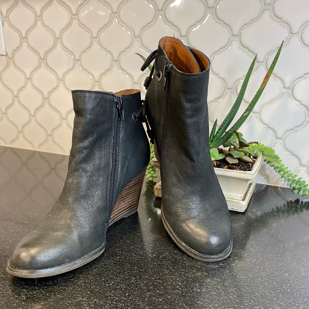 Lucky Brand leather booties, stacked heel